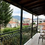 Arcadia Di Vito