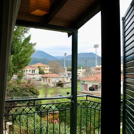 Arcadia Di Vito Daire *