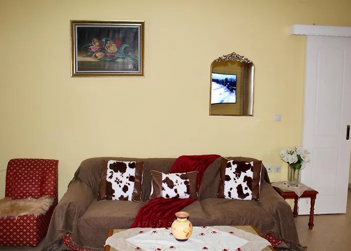 Arcadia Di Vito 特里波利斯