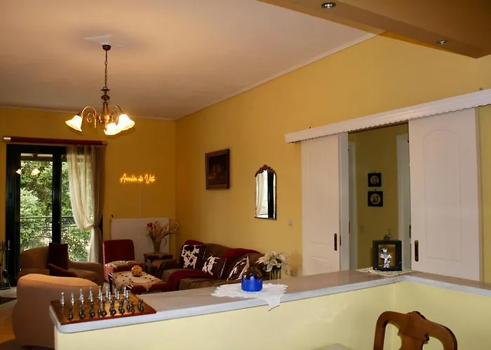 Arcadia Di Vito 特里波利斯